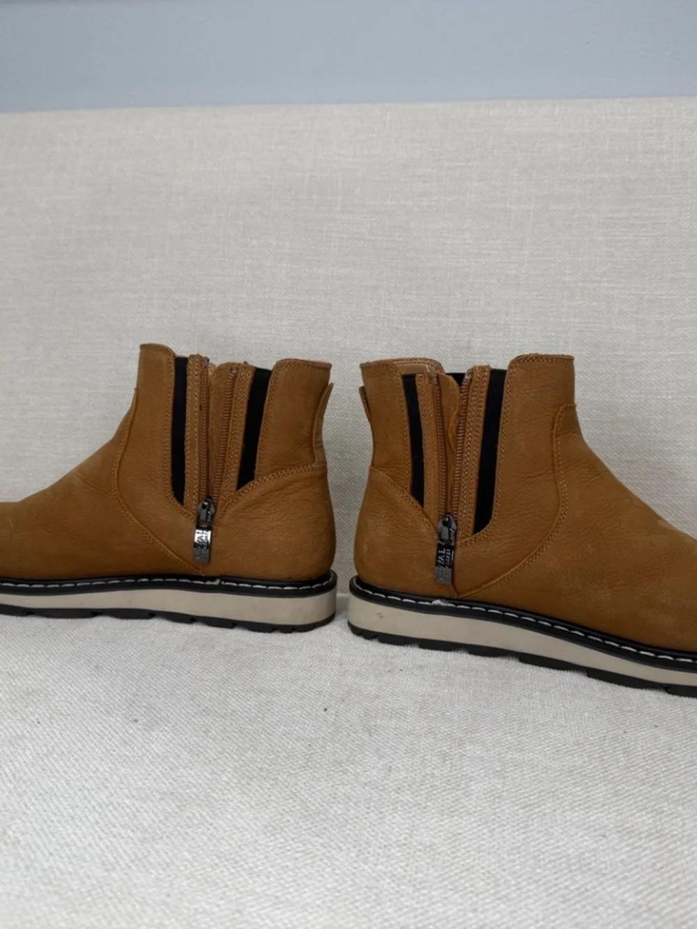 Royal Canadian Gastown Waterproof Leather Chelsea Boots Tan Size 8